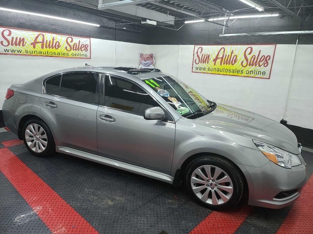 2011 SUBARU Legacy