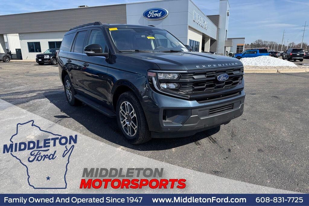 2025 FORD Expedition