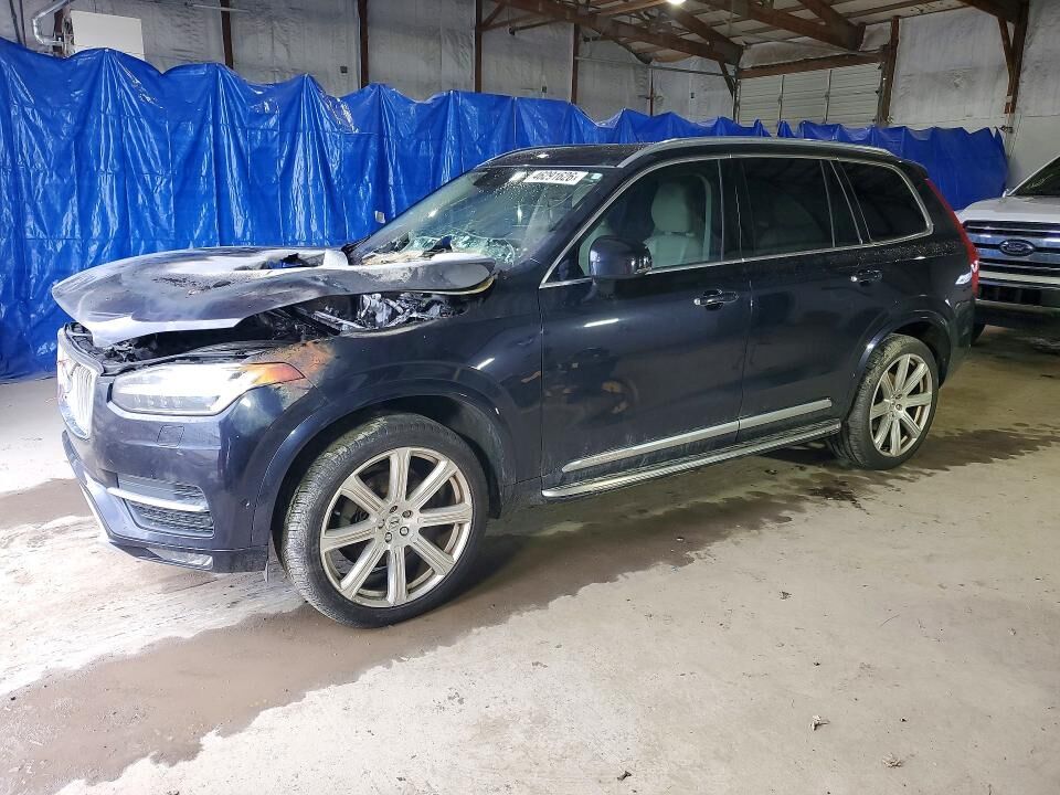 2016 VOLVO XC90