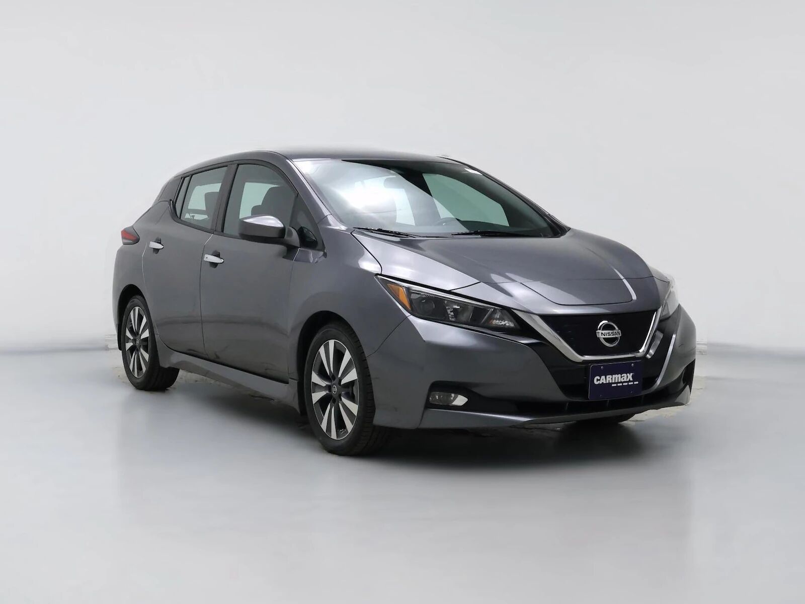 2022 NISSAN Leaf