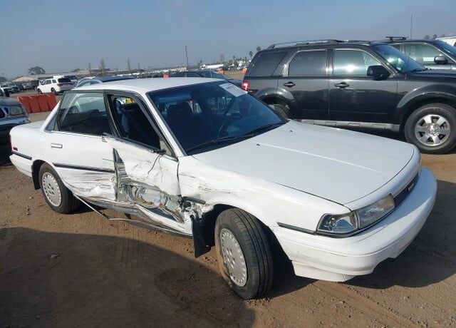 1990 TOYOTA Camry