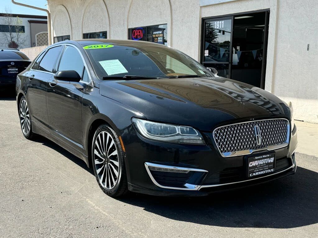 2017 LINCOLN MKZ