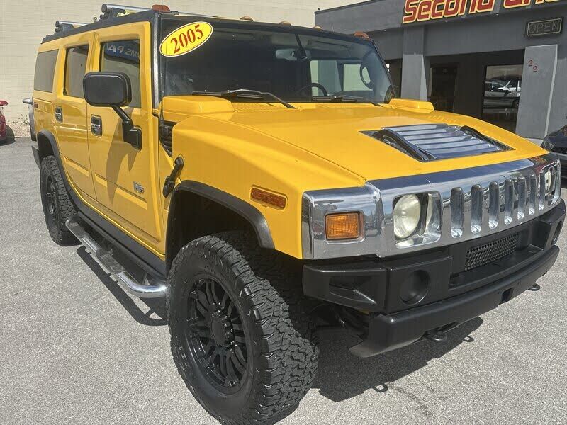 2005 HUMMER H2