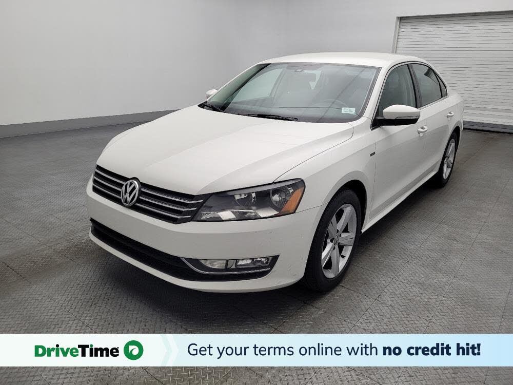2015 VOLKSWAGEN Passat