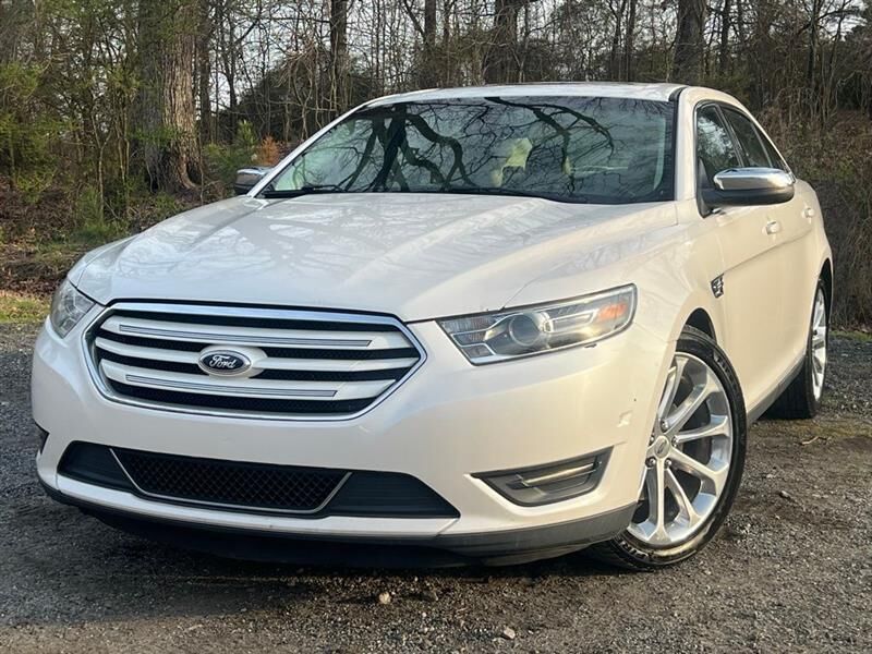 2015 FORD Taurus