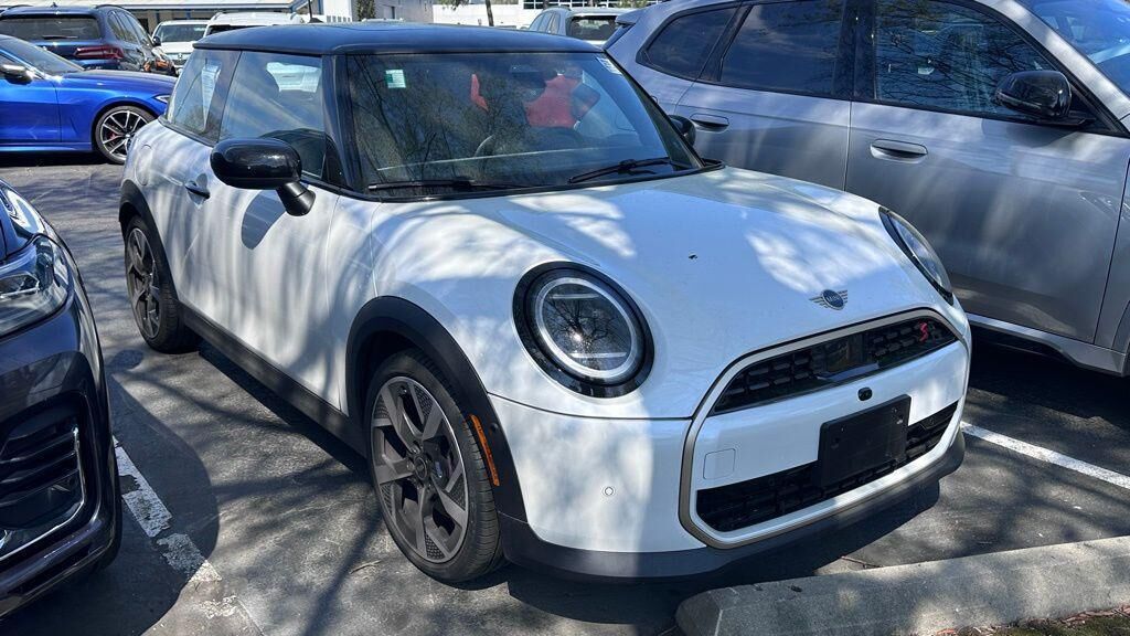 2025 MINI Hardtop