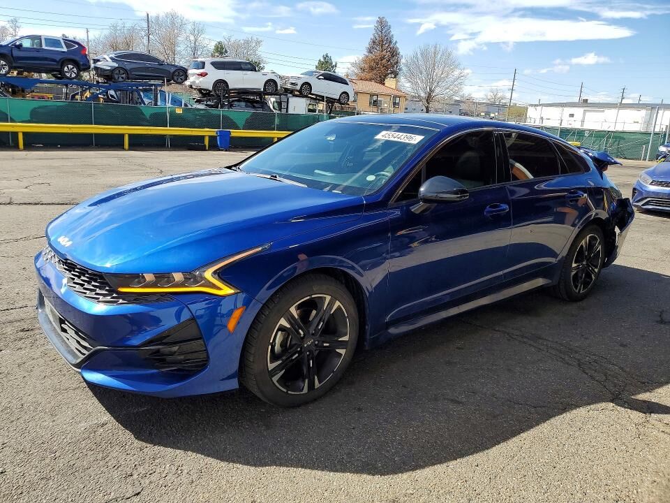 2022 KIA K5