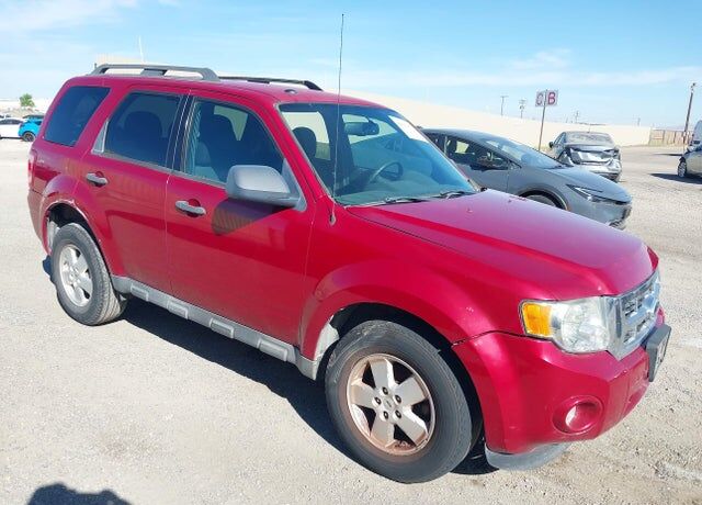 2011 FORD Escape
