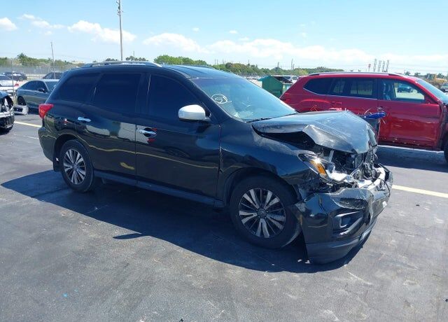 2020 NISSAN Pathfinder