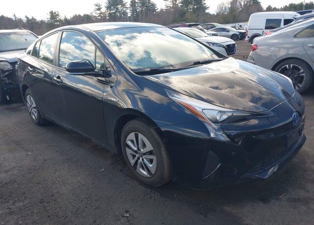 2017 TOYOTA PRIUS