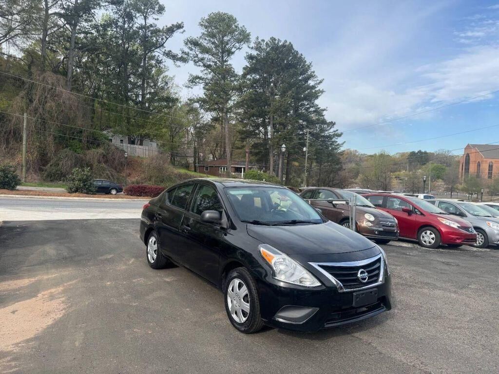 2015 NISSAN Versa