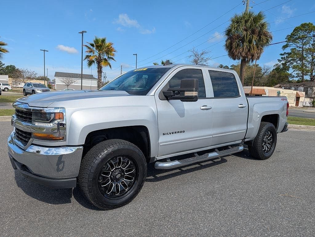 2018 CHEVROLET Silverado
