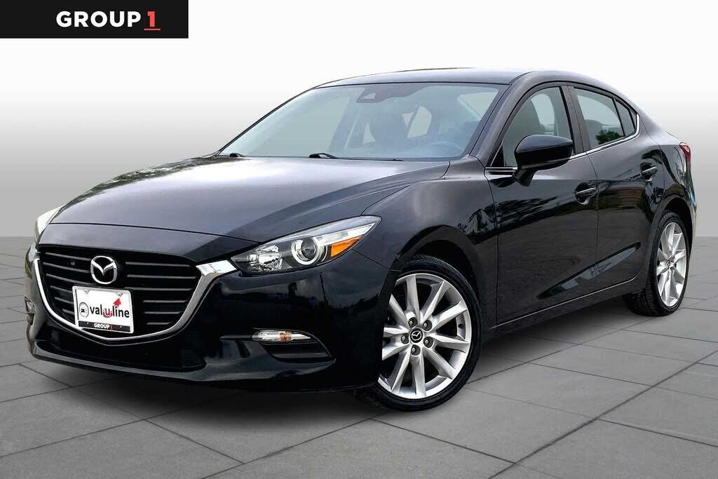 2017 MAZDA Mazda3