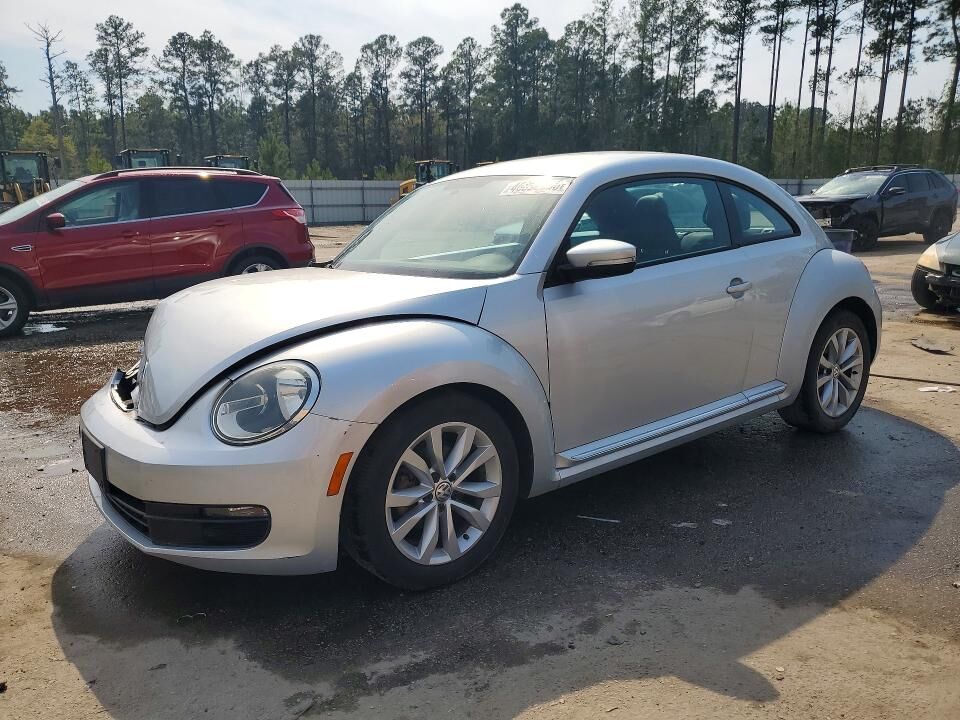 2012 VOLKSWAGEN Beetle
