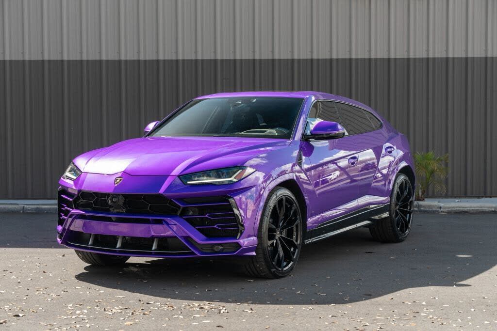 2021 LAMBORGHINI URUS
