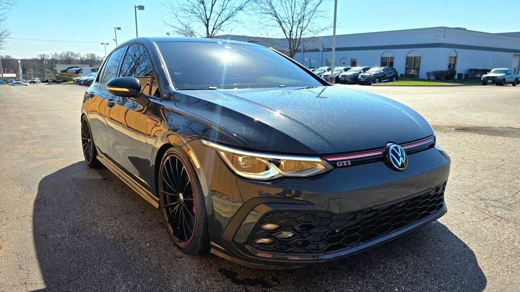 2023 VOLKSWAGEN GTI