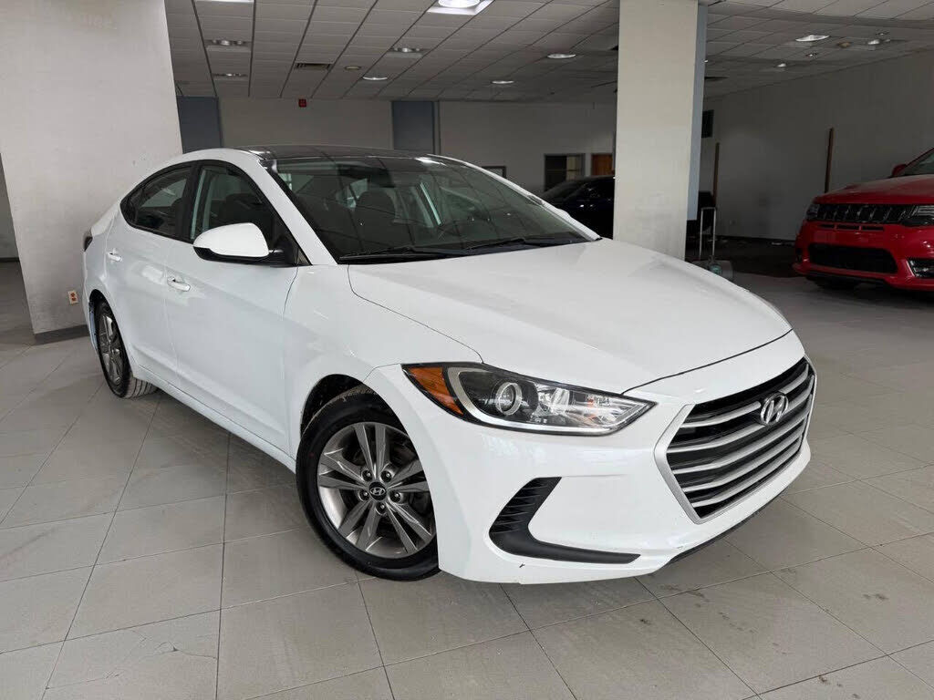 2018 HYUNDAI Elantra