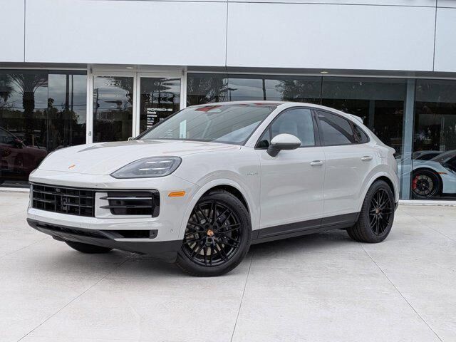 2026 PORSCHE Cayenne