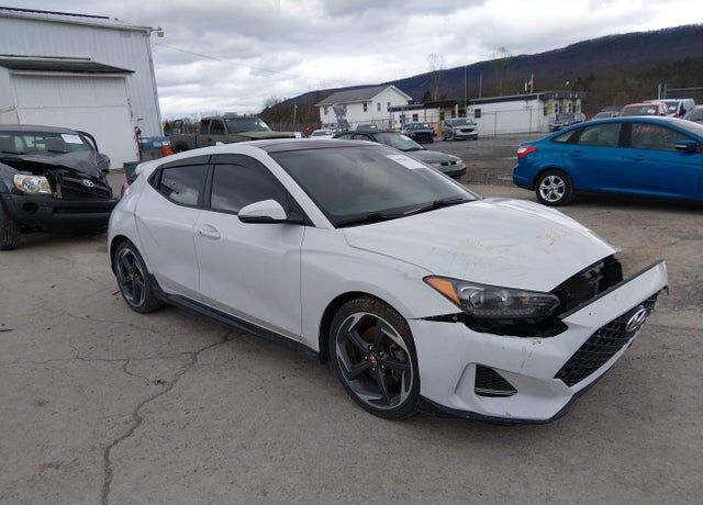 2020 HYUNDAI Veloster