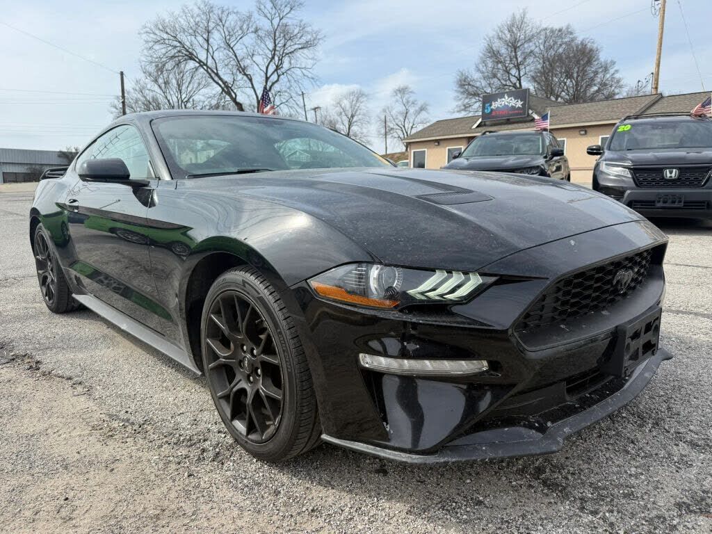 2019 FORD Mustang