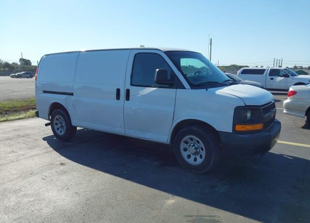 2012 CHEVROLET Express