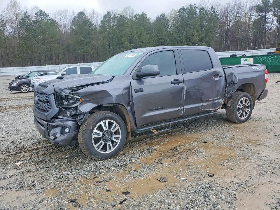 2020 TOYOTA Tundra