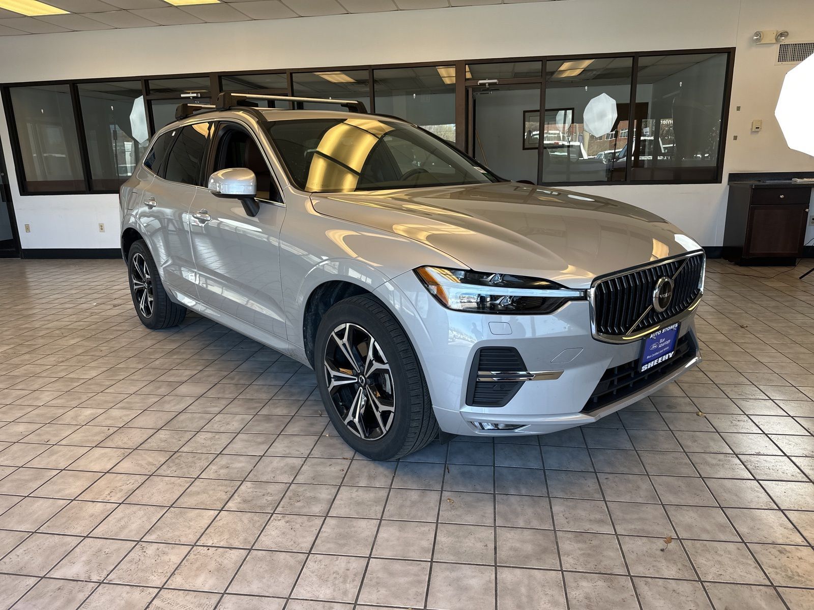 2022 VOLVO XC60