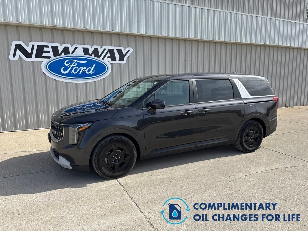 2025 KIA Carnival