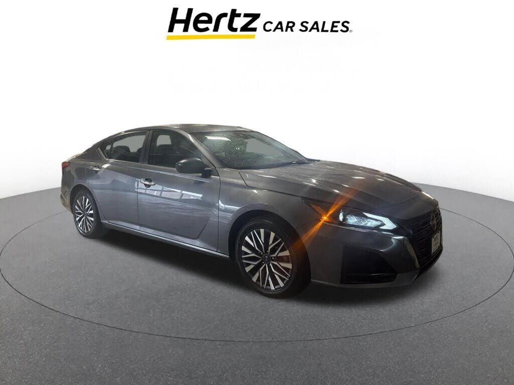 2025 NISSAN Altima