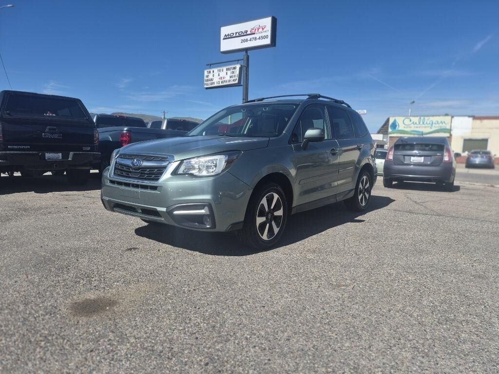2017 SUBARU Forester