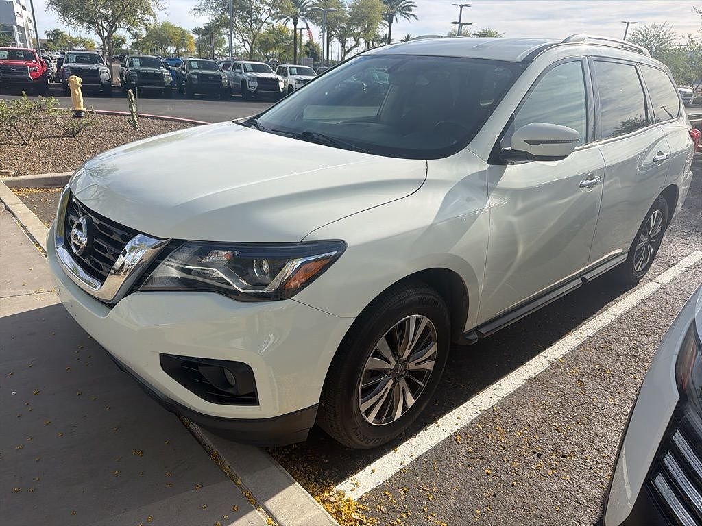 2019 NISSAN Pathfinder
