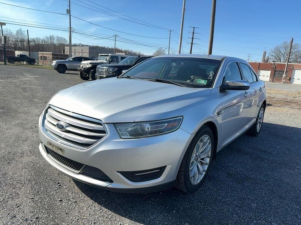 2016 FORD Taurus