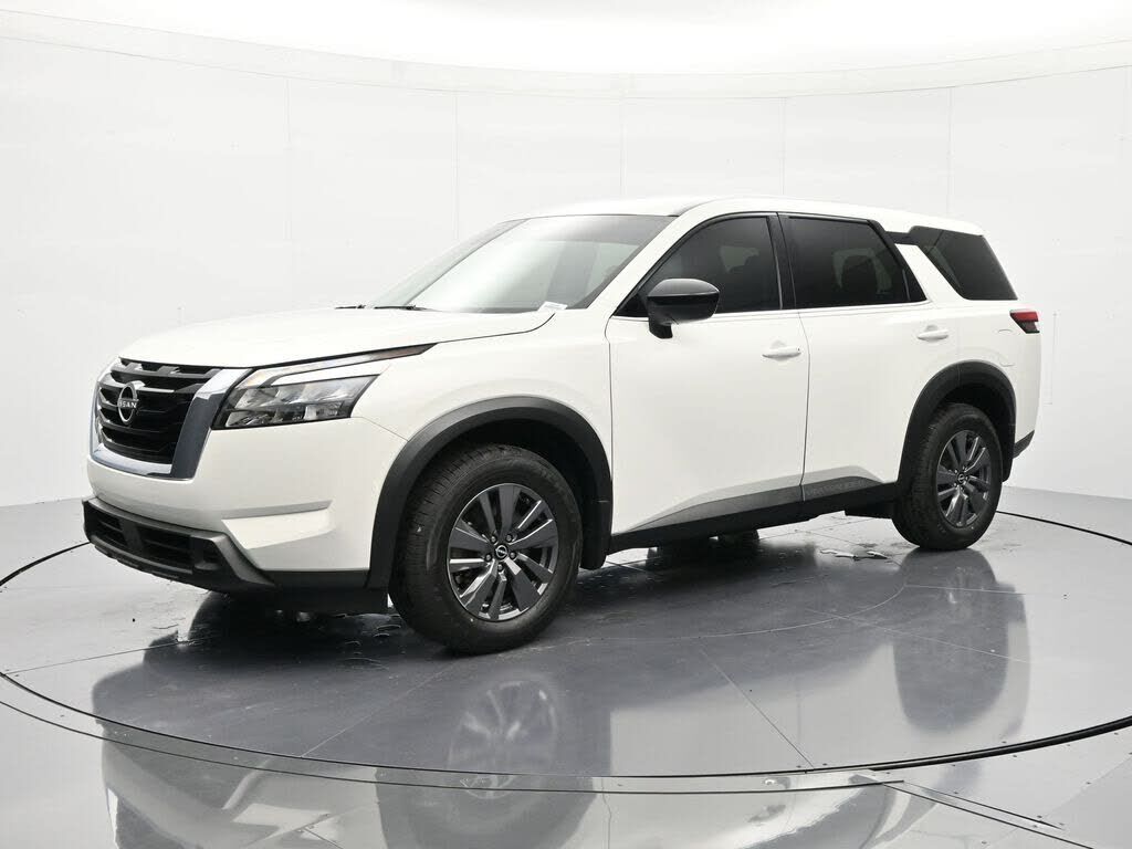 2024 NISSAN Pathfinder