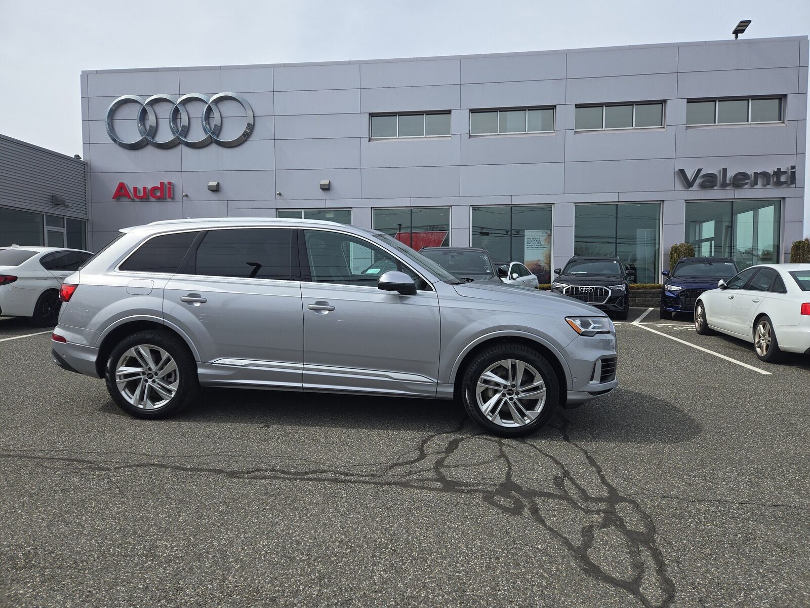 2022 AUDI Q7