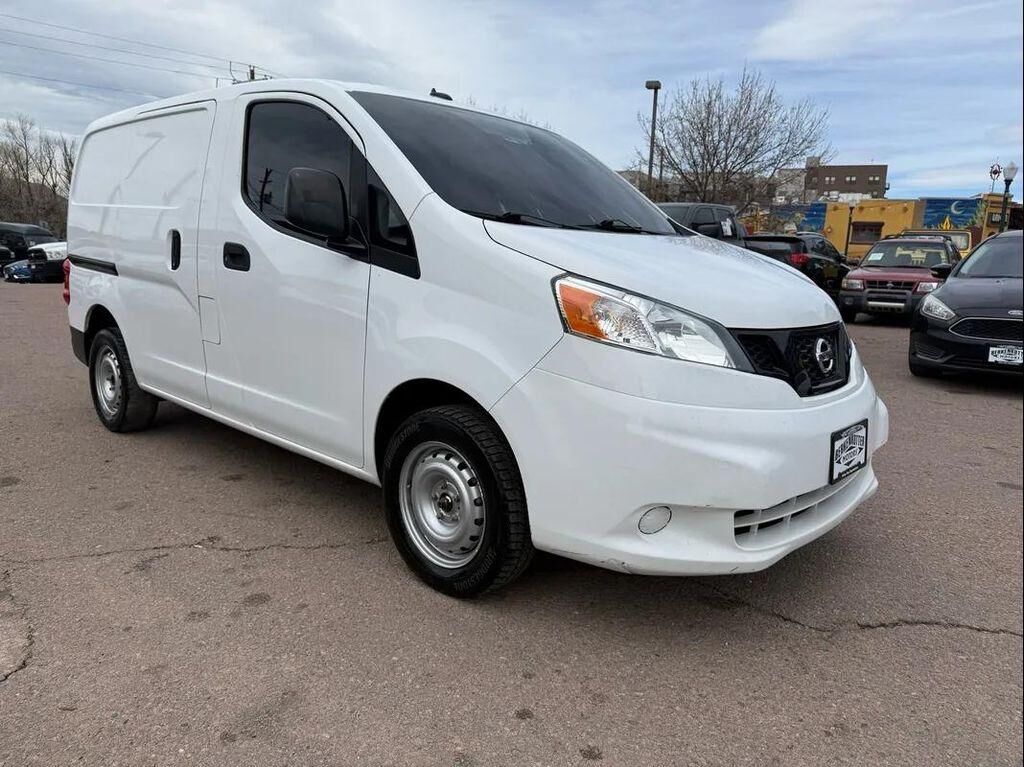 2021 NISSAN NV200
