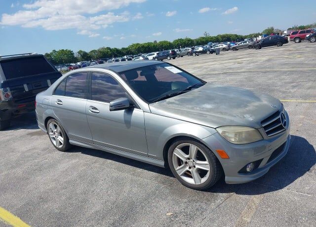2010 MERCEDES-BENZ C-Class