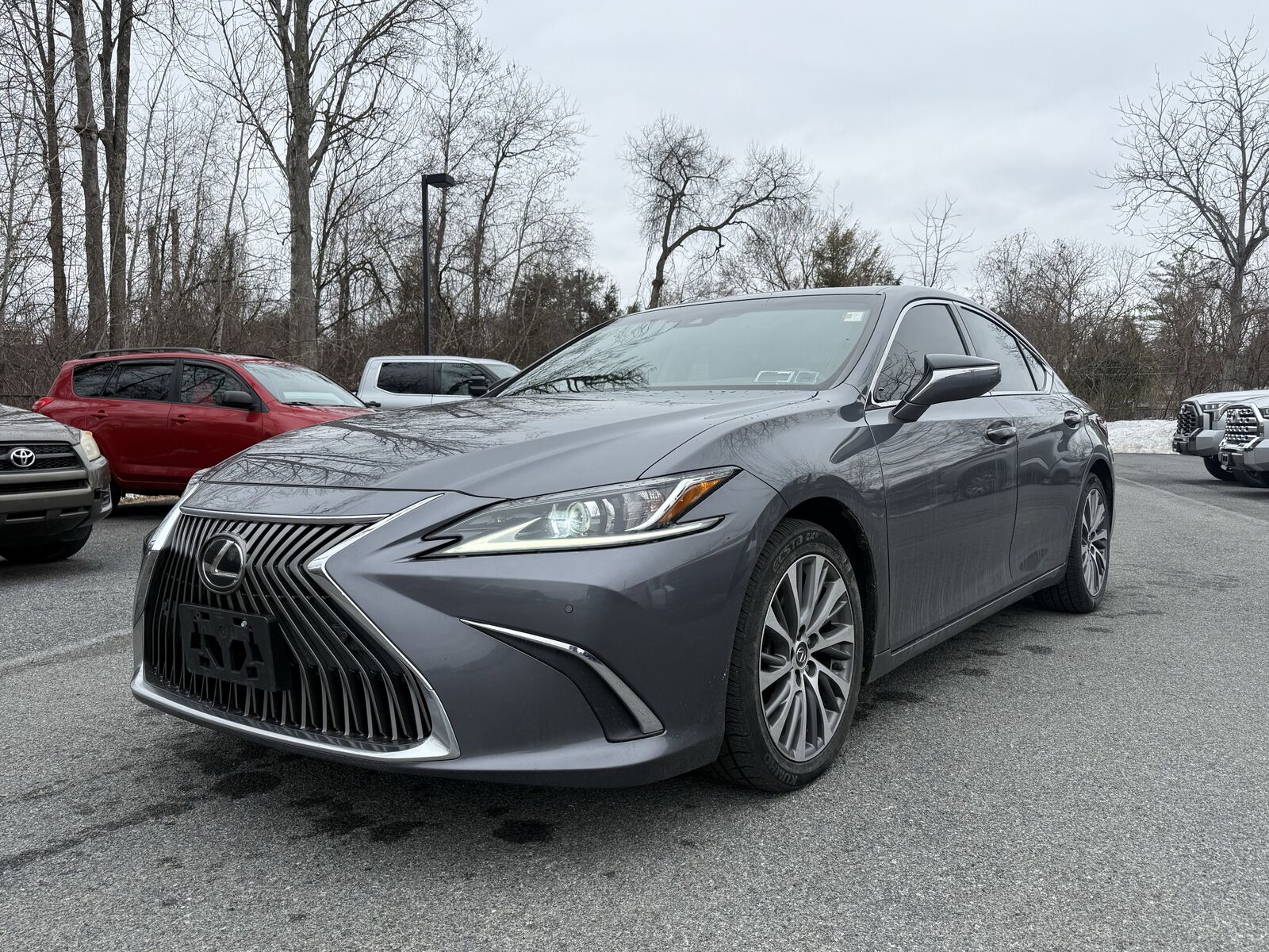 2020 LEXUS ES