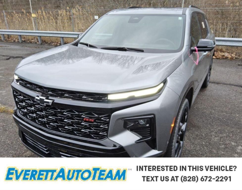 2024 CHEVROLET Traverse