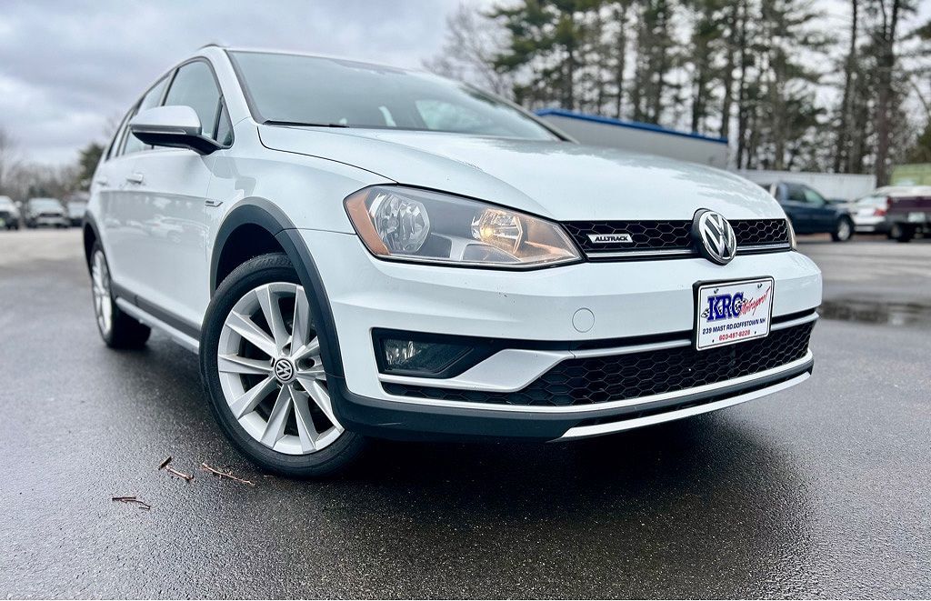 2017 VOLKSWAGEN Golf Alltrack