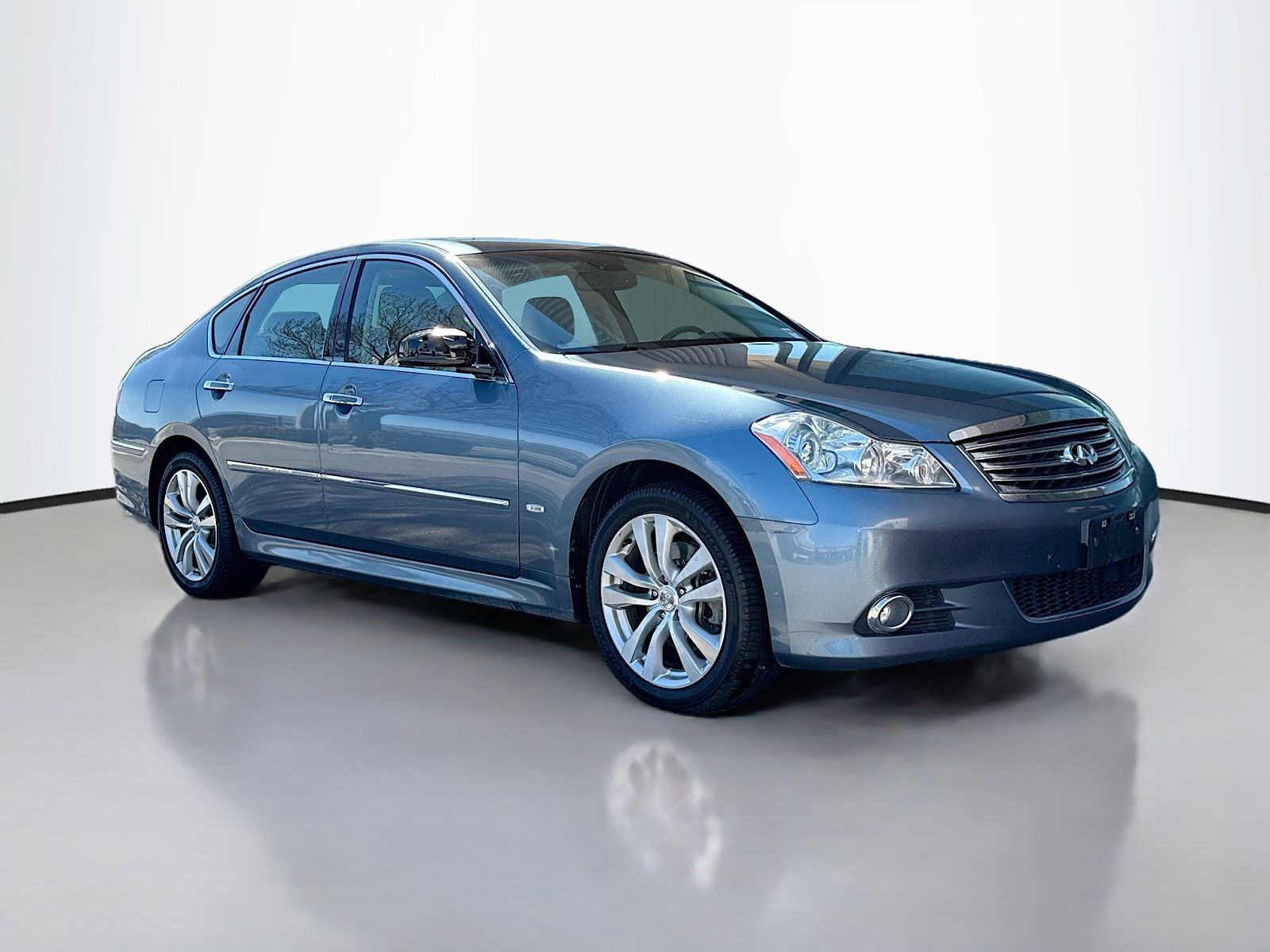 Infiniti M45