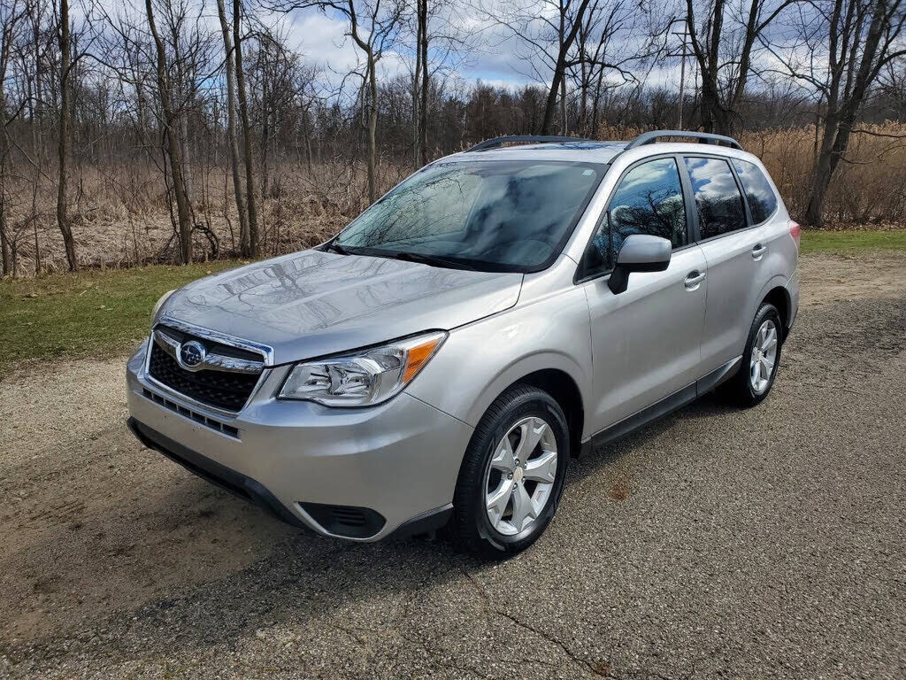 2015 SUBARU Forester