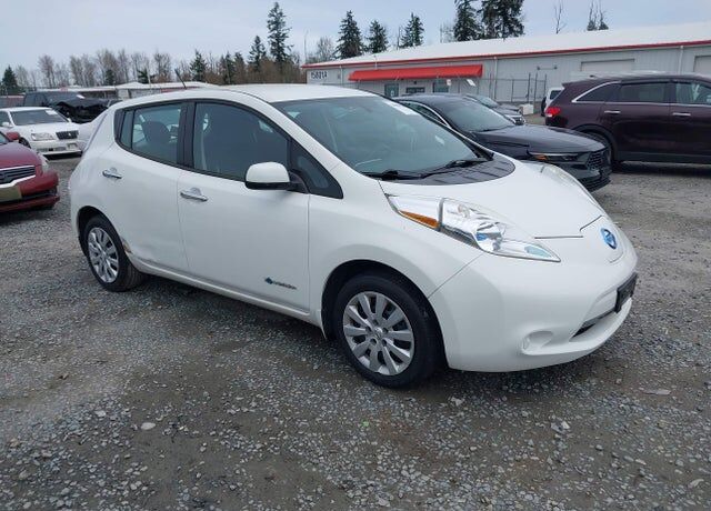 2013 NISSAN Leaf