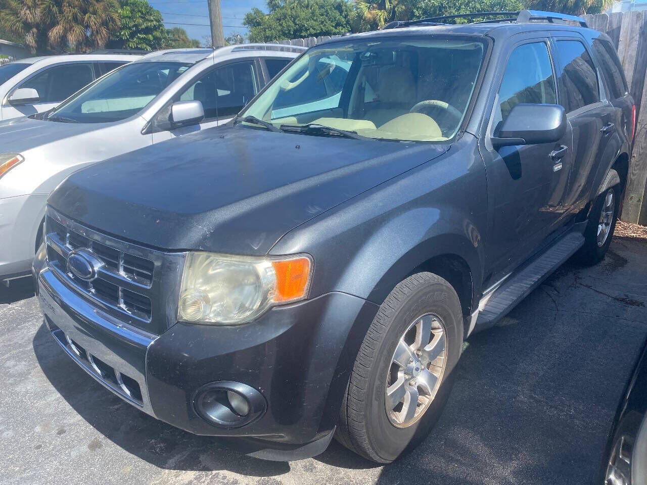 2009 FORD Escape