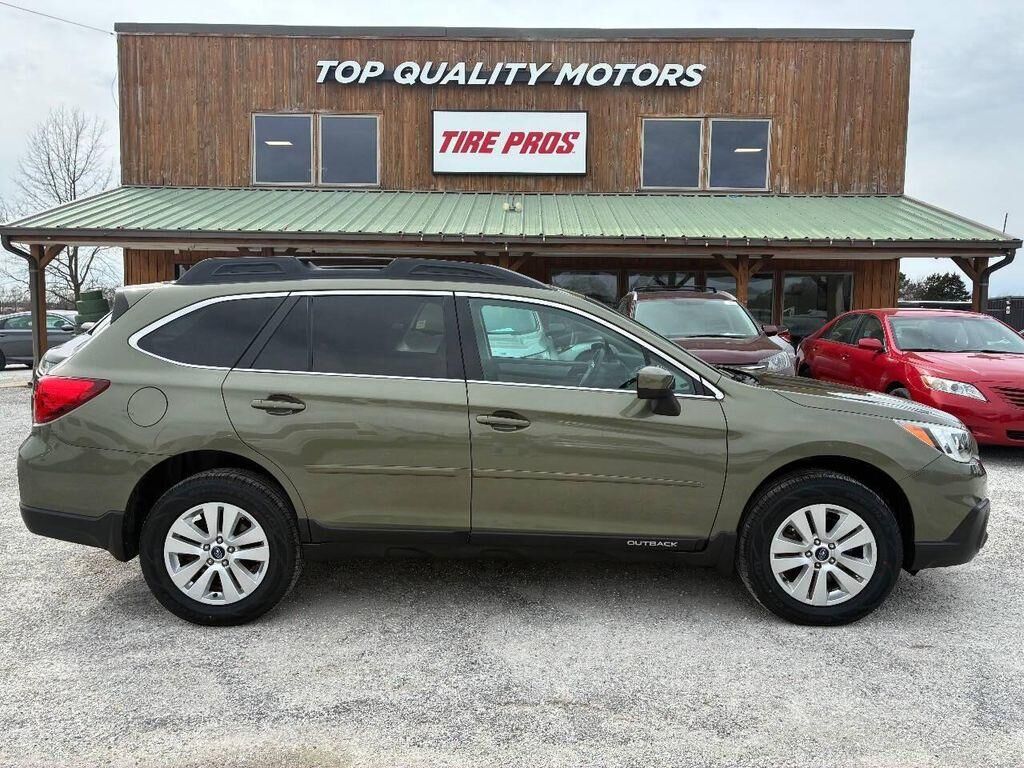 2016 SUBARU Outback