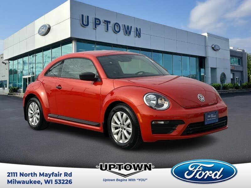 2017 VOLKSWAGEN Beetle