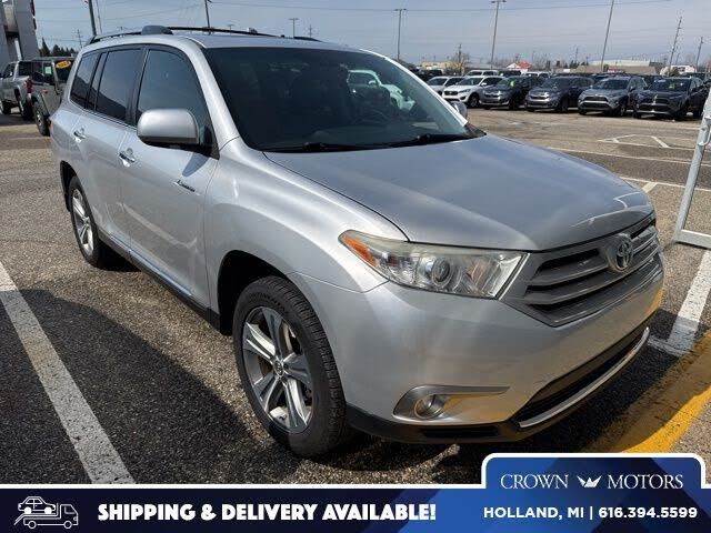 2011 TOYOTA Highlander