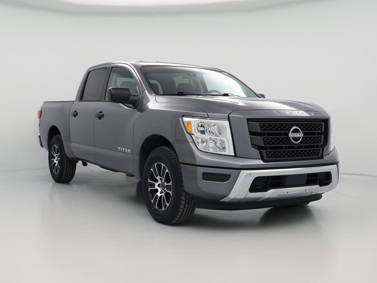 2023 NISSAN Titan