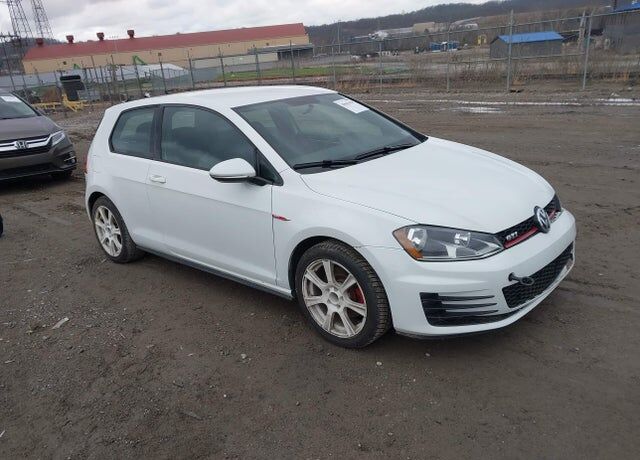 2016 VOLKSWAGEN Golf GTI