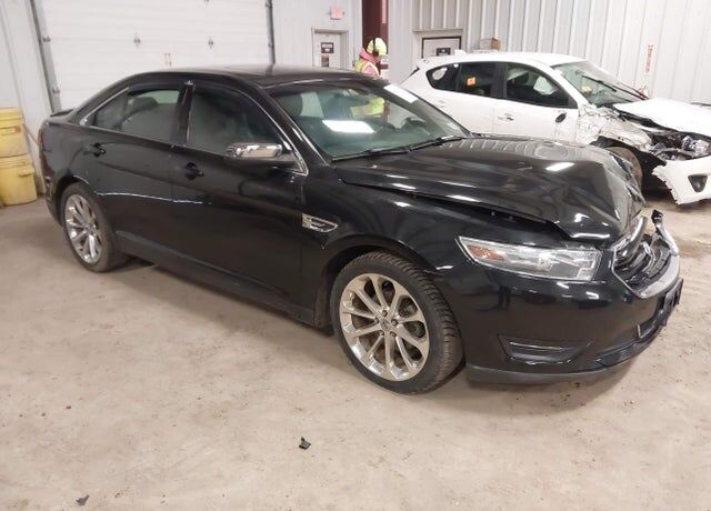2013 FORD Taurus