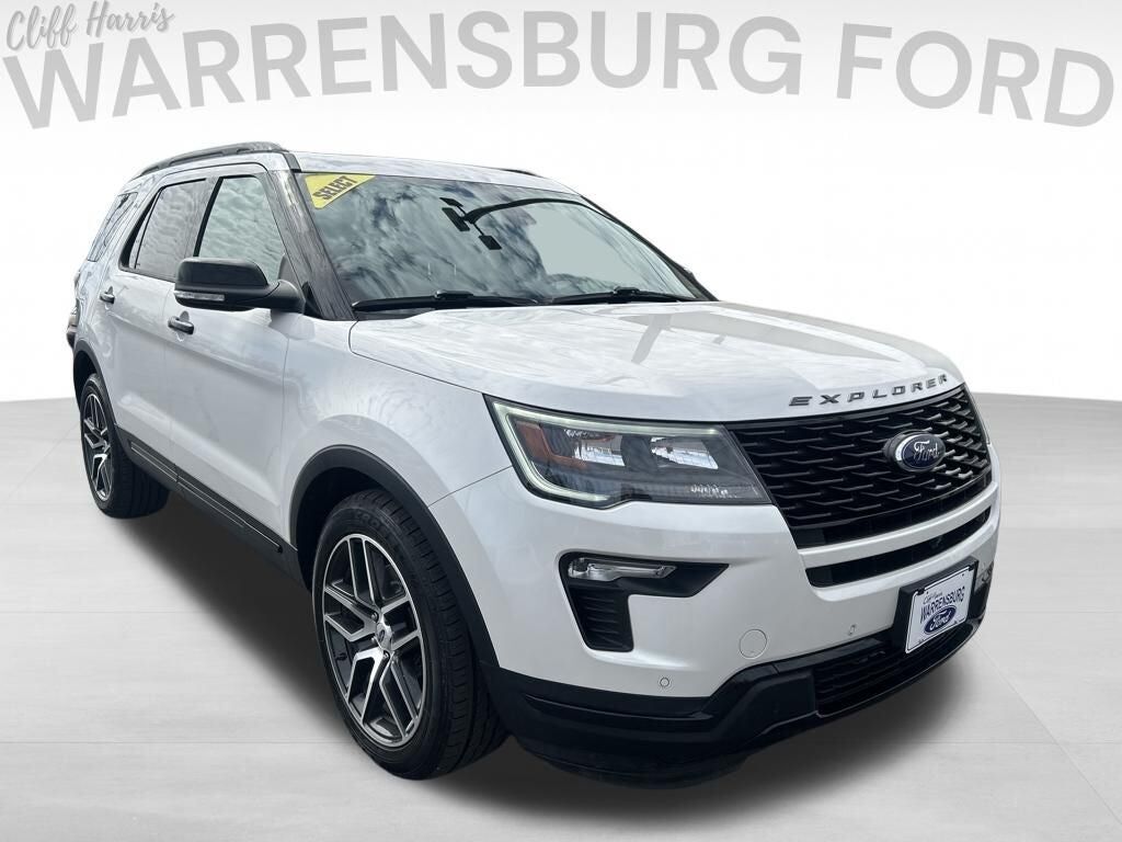 2019 FORD Explorer